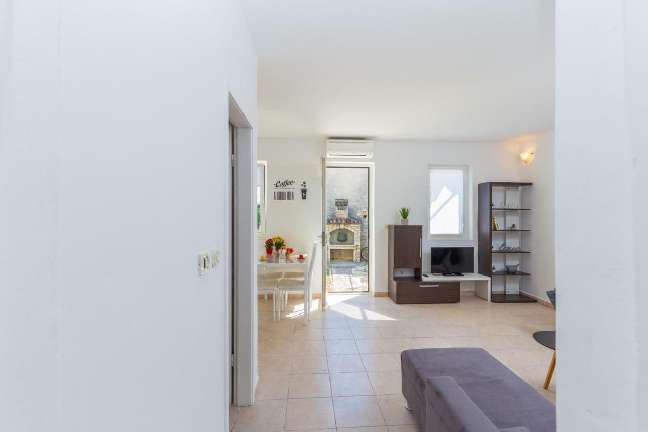 Apartment Kucera Rovinj Exterior foto